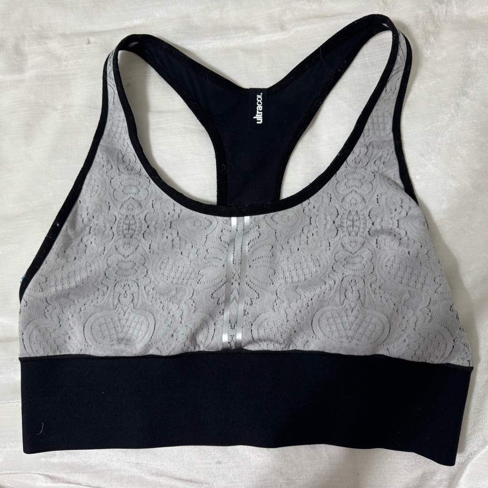 Ultra Core white/black paisley sports bra, size med, gently worn